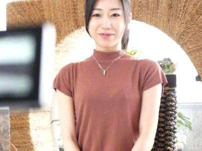 ≪初撮り人妻≫『ドキュメント』真面目そうな清楚系美人人妻熟女が旦那に内緒でＡＶ出演しちゃうぞ！