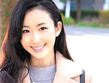 ≪Hカップの巨乳≫『形の良い桃尻！』セックスの経験少ない巨乳おっぱい人妻が他人棒で不倫浮気セックスしちゃう