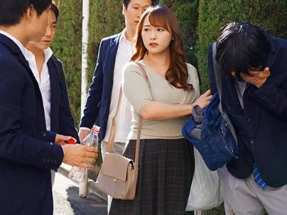 ≪人妻≫『寝取られ』めちゃくちゃエロい体の人妻が息子の友達に寝取られちゃうぞｗｗｗｗｗｗ