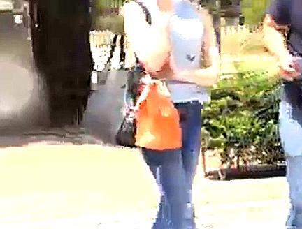 ≪Ｓ級素人≫『人妻企画！！』町で見つけた極上美女人妻をナンパして車に乗せちゃう！なし崩し的に体イタズラしちゃう