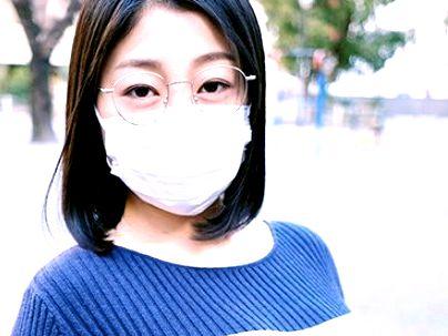 ＜爆乳人妻！＞「このルックスで？」見た目は地味な奥さん・・脱いだら爆乳でエロ行為ｗマジ最高！