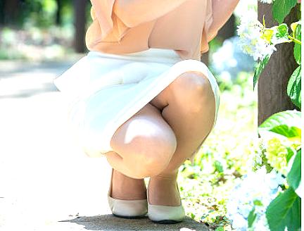 ≪初撮り五十路≫『40歳を過ぎ！』清楚系美人人妻がまさかのＡVデビューして旦那にばれないようにセックスしちゃうｗ
