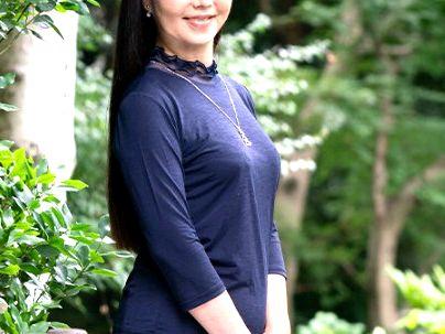 ＜松井佐和子！＞「六十路妻？エッロｗW！」上品な感じの美人奥さん！ＡV撮影決めちゃうぞ！