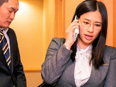 ≪OL≫『相部屋』グラマラスボディー極上お姉さんOLが相部屋で寝取られセックスｗｗｗｗ