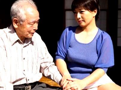 ≪禁断介護≫『嫁さんいじり！』豊満ムチムチエロい体の人妻熟女がお義父さんとエロ行為とかｗｗｗｗｗｗｗｗ