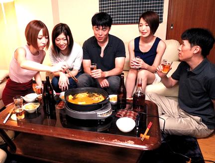 ≪催●洗脳≫『淫乱ビッチ！』綺麗な美人人妻美熟女が洗脳されて淫乱ビッチにさせられちゃう！！