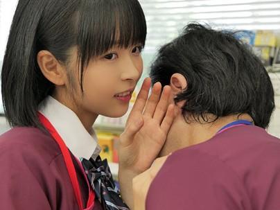 ≪美少女≫『誘惑』滅茶苦茶カワイ子ちゃんコンビニ店員が誘惑してくるから我慢限界で一線超えちゃうｗｗｗｗ