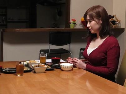 ≪淫乱≫『人妻』スレンダーS級貧乳奥さんが変態マッサージでもだえ感じちゃうぞｗｗｗｗｗｗ