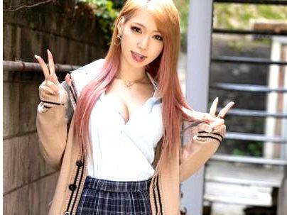 ≪20歳でようやく≫『留年おバカギャル』頭悪すぎるロングヘアーギャルがＡＶ出演でガチパコセックスしちゃうぞｗ