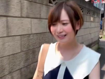 ≪素人≫『ナンパ』ショートカットカワイ子ちゃんがナンパされてハメ撮りえちえちしちゃうぞｗｗｗｗ