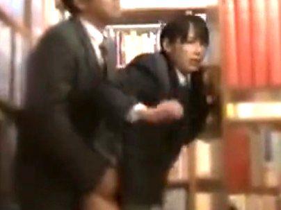 ≪図書室≫『レイプ』カワイ子ちゃんが図書室で鬼畜な男に犯されレイプされちゃうぞｗｗｗｗｗｗｗｗ