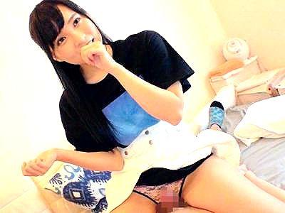 ≪素人女子≫『ヌルヌル素股！』無茶苦茶可愛すぎる美少女が童貞相手に優しくリードしてえちえちしちゃうぞｗｗｗｗ