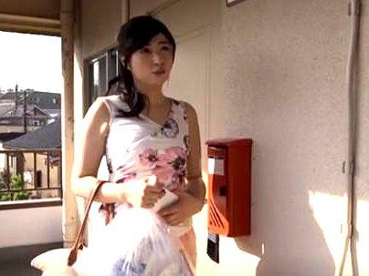 ≪夫婦ゲンカ≫『隣の人妻』性欲高めに隣の巨乳オッパイ人妻が旦那を裏切りまさかの浮気不倫セックスしちゃうｗｗｗｗ