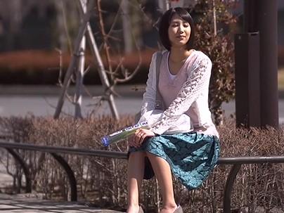 ≪人妻≫『不倫』真面目そうな清楚系細身の綺麗な人妻が他人棒で浮気不倫セックスしちゃうｗｗｗｗ