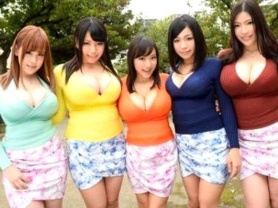 ≪着衣爆乳≫『思わず●REC』豊満ムチムチボディーの巨乳オッパイ痴女のお姉さんたちがオッパイ使ってえちえちしてク～る～