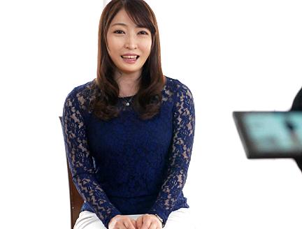 ≪初撮り人妻≫『ドキュメント！！』性欲高めの人妻美熟女が旦那のちんぽでは満足できずにAVデビューしちゃう！！