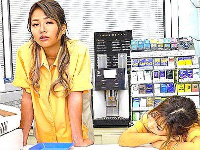 ＜AIKA 今井夏帆！＞イケイケなギャルがコンビニバイト！暇すぎてエロ行為しちゃうぞ！
