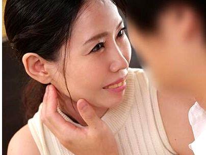 ≪初撮り≫『Fカップ』レズのスタイル抜群巨乳オッパイの人妻熟女が旦那に内緒でＡＶ出演しちゃうぞ！
