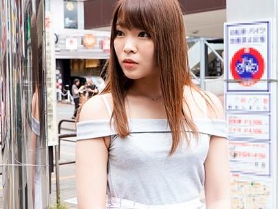 ≪ナンパ≫【素人】めちゃくちゃエロいカワイ子ちゃん素人がナンパされてエロ行為に発展ｗｗｗｗｗ