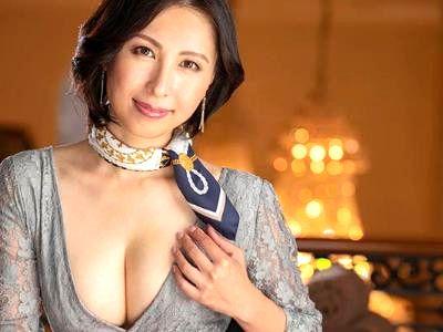≪リアルメンズ≫『エステサロン！』人妻熟女がメンズエステサロンでお客様のオチンポ丁寧におもてなしｗｗｗｗ