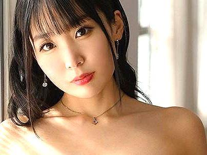 ≪脱いだら凄い≫『生保レディー』ムチムチの巨乳オッパイの美人の人妻熟女がマサカのAVデビューしちゃうぞｗｗｗｗ