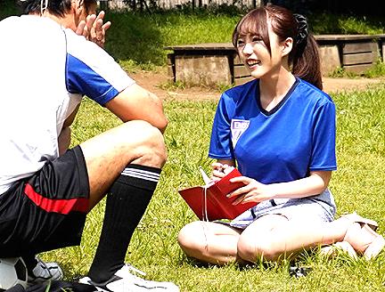 ≪Gcup美巨乳≫『AVデビュー！』笑顔が超キュートな巨乳オッパイの美少女がマサカのAVデビューしちゃう
