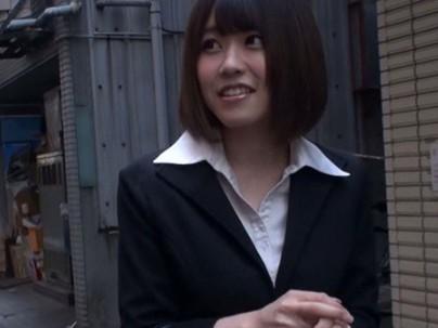 ≪OL≫『ナンパ』真面目そうな清楚系美少女がナンパしてエロ行為しちゃうぞｗｗｗｗ