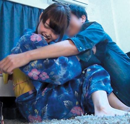 花火大会でナンパした浴衣美女を自宅に連れ込みそのままエッチな流れへ