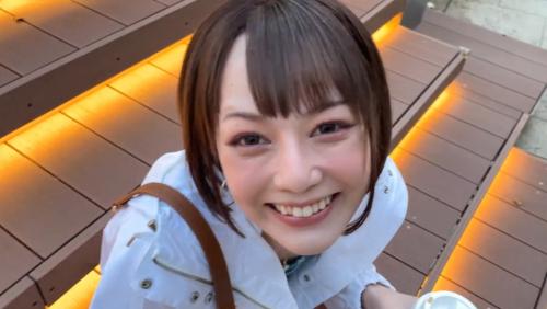 ショートカット元気女子大生が、バイトさぼってホテルでオジサンと腰ふり騎乗位SEX