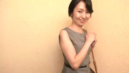 ギリいけるおばさんww