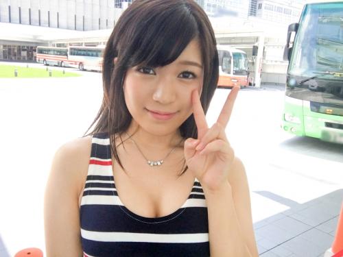 〖素人ナンパ〗整った顔立ちの巨乳美少女ナンパしてハメ撮りするエロ動画がこちら