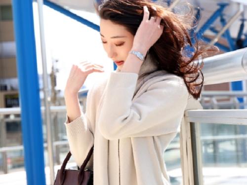 〖xvideos〗お色気スレンダー美人人妻が旦那の出張中に不倫SEXするエロ動画がこちら