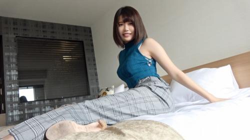 〖xvideos〗新聞配達しながら夜はおっぱぶに勤務する20歳の女子がAV出演するエロ動画がこちら