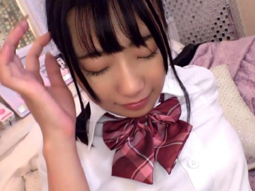 〖xvideos〗黒髪童顔美少女にJKコスプレさせてハメ撮りするエロ動画がこちら