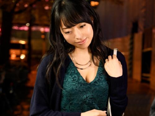 〖xvideos〗清楚系三十路セレブが年下のイケメン旦那を裏切り他人の竿でSEXするエロ動画がこちら