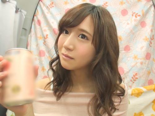 〖xvideos〗ガールズバーで働くスレンダー美乳お姉さんもキツキツま●こが気持ちよすぎるエロ動画がこちら