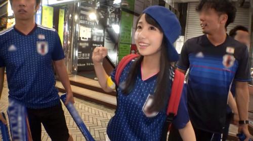 〖xvideos〗サッカー観戦後の美巨乳JDチアリーダーが複数プレイでイキまくるエロ動画がこちら