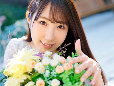 【五十嵐清華】「子宮に当たっちゃってる！」黒髪スレンダーの美少女はデカチンで奥まで突かれて感じまくり！