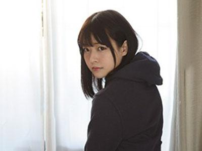 【八木奈々】「おじさんのおチンポ舐めてあげる♡」めちゃめちゃ可愛い美乳女子校生の姪っ子がエロい下着をつけて濃厚フェラ♡