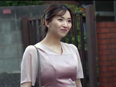 【巨乳】むっちり爆乳の美人人妻にイタズラ→泥酔いするとイキまくる奥様を鬼ピストンで突きまくる！