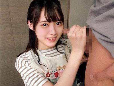 【保育士×童貞】「硬いチンポ気持ちいぃぃ！」スレンダー巨乳お姉さんが授乳手コキプレイして筆おろしでチンポに跨がる！