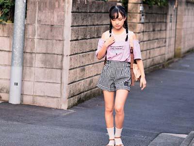 【パイパン】「やめて！！」142㎝の超ミニマムツインテールロリ美少女がパイパンまんこに中出しされてしまう！！