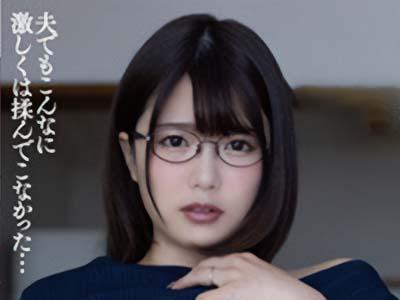 【爆乳】むっちり巨乳の美人人妻を寝取りセックス→デカパイに欲情した隣人の男2人に犯された奥様が中出しされる