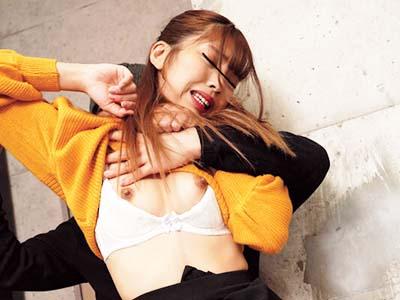 【レイプｘ女子大生】美乳美人の女子大生をガチレイプ→突然押し入ってきた鬼畜男に可愛いJDが犯され中出しされる！