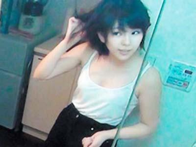 【盗撮】笑顔が可愛いスレンダー美乳美少女を隠し撮り→後輩である素人娘を部屋に連れ込みイチャラブセックス