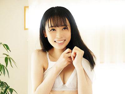 【時田亜美】色白スレンダーの美乳美少女がAVデビュー→笑顔が可愛い美少女がデビュー作品でエッチな姿を見せる