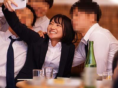【伊賀まこｘNTR】「相部屋なんですか！？」出張を共にした絶倫上司とホテルで相部屋→泥酔の勢いで朝までハメまくり