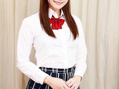 【お漏らし】美人女子高生が賞金獲得目指して潮吹き我慢に挑戦するも失敗して男優のデカマラに犯されまくる