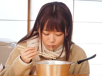 【水卜さくら】クビレがセクシーな巨乳美人の家出少女を自宅に連れ込み監禁→拘束した美少女をガン突きレイプ