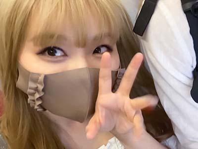 【ギャル】「気持ちいい？」水着姿の美人金髪ギャルと濃厚セックス→可愛い女の子が童貞を優しく筆おろし